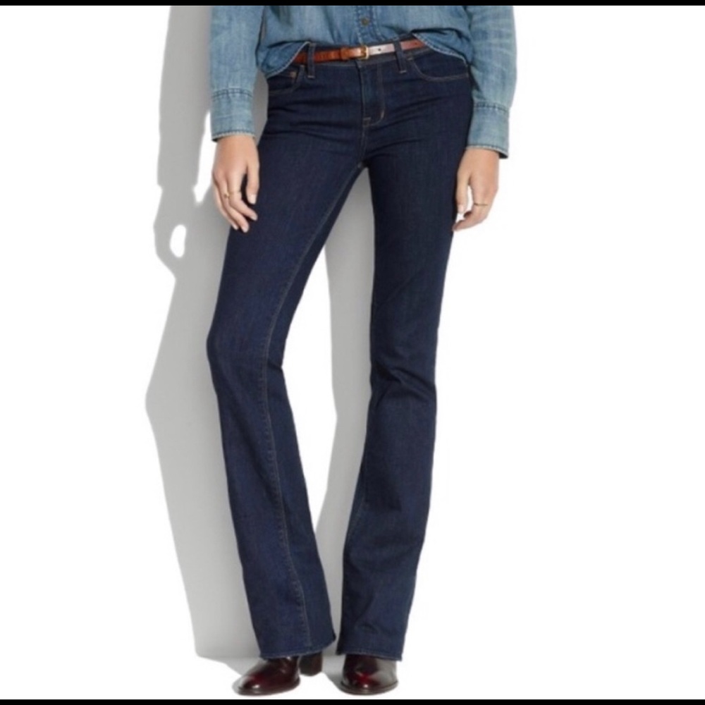 Madewell Bootlegger Dark Wash Jeans. 29x32
